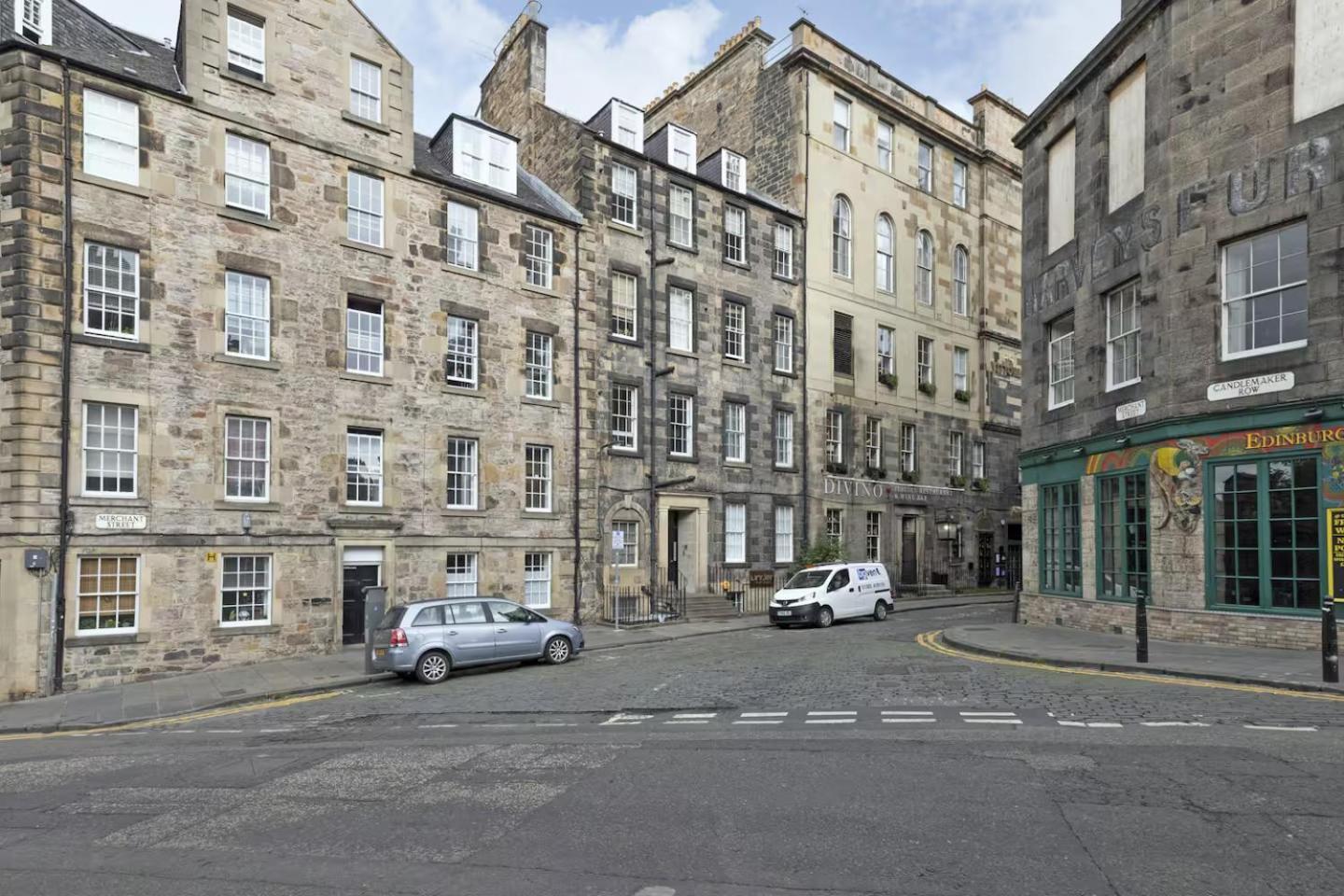 Joivy 3 Bed Flat In Old Town, Close To Grassmarket Edinburg Exteriör bild