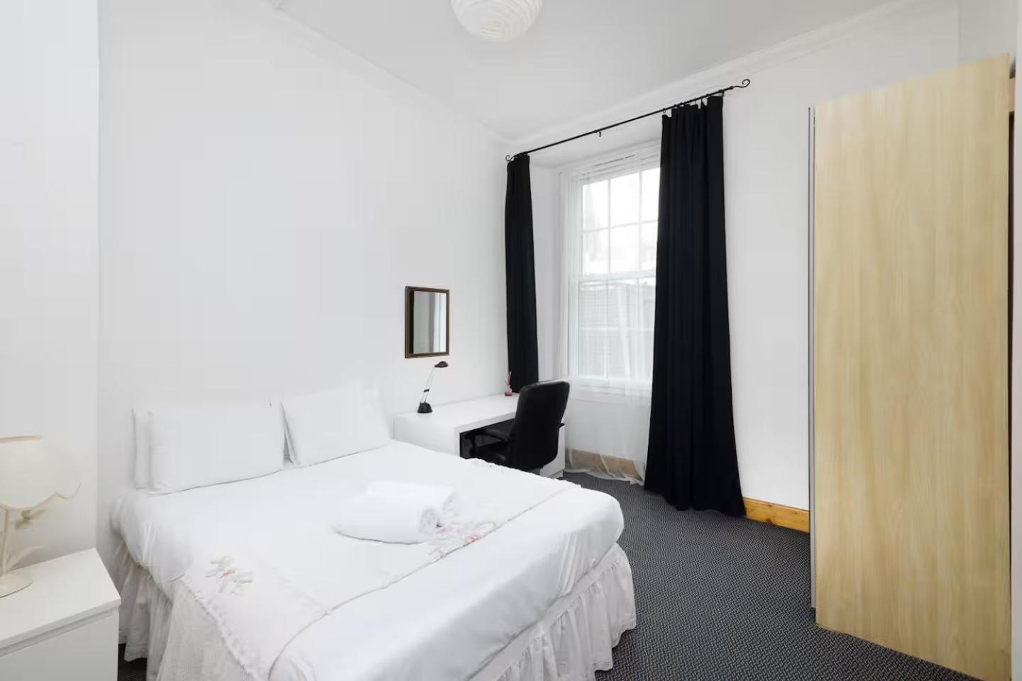 Joivy 3 Bed Flat In Old Town, Close To Grassmarket Edinburg Exteriör bild